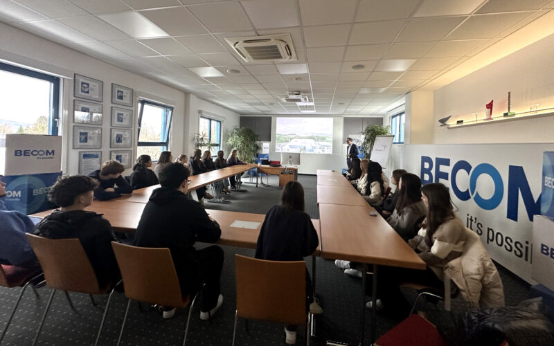 3AK: Firmenbesuch BECOM